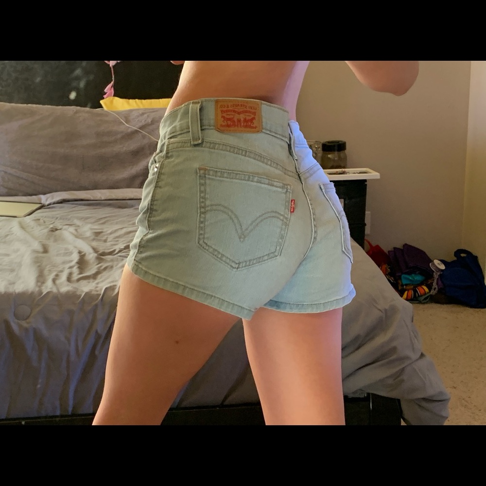 Levi shorts